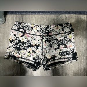 Fleo OG Shorts